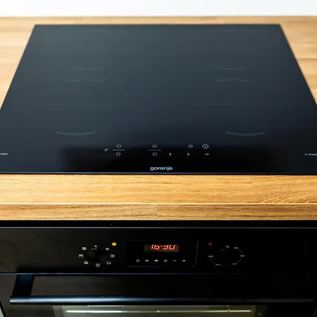 Διαμέρισμα Modern Colorful Near Vranov Center