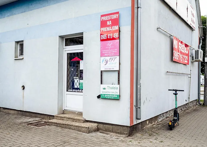 아파트 Modern Colorful Near Vranov Center *